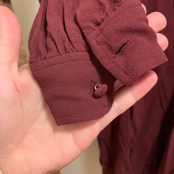 Stunning Wilfred dress in burgundy - Picture 3 of 5